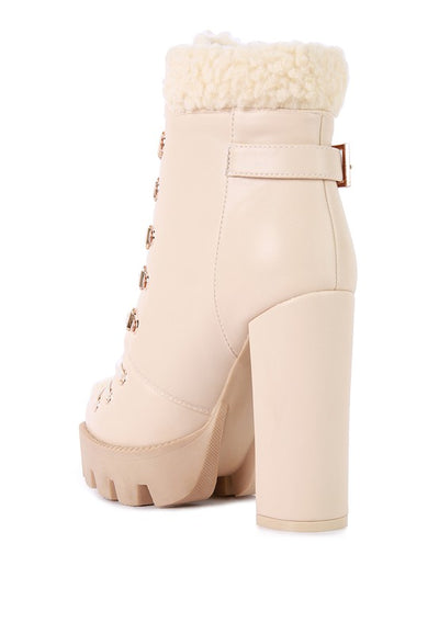 Pines Ankle boots