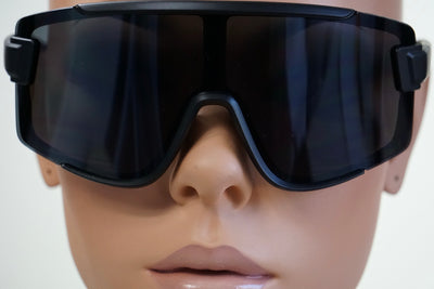 7933