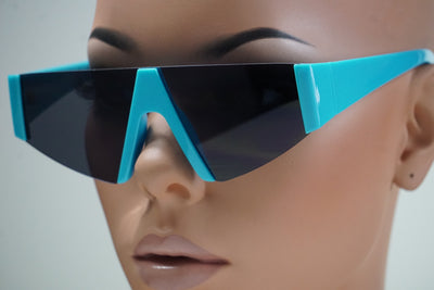 7747