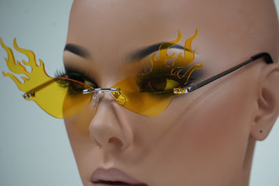 9052